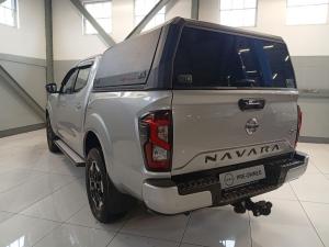 Nissan Navara 2.5DDTi double cab LE Plus 4x4 - Image 12