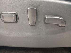 Nissan Navara 2.5DDTi double cab LE Plus 4x4 - Image 18