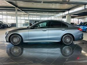Mercedes-Benz C-Class C200 Avantgarde - Image 13