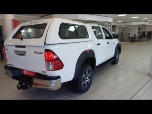 Toyota Hilux 2.4GD-6 double cab 4x4 Raider X auto - Image 2