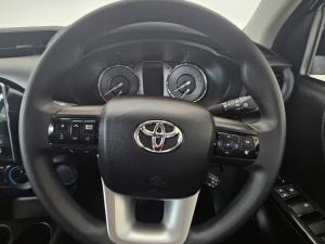 Toyota Hilux 2.4GD-6 double cab Raider auto - Image 8