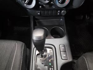 Toyota Hilux 2.4GD-6 double cab Raider auto - Image 9