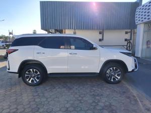 Toyota Fortuner 2.8GD-6 4x4 VX - Image 3