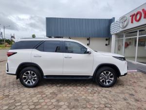 Toyota Fortuner 2.8GD-6 4x4 VX - Image 3