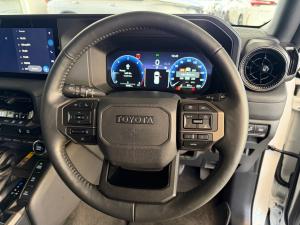 Toyota Land Cruiser Prado 2.8GD VX-R - Image 8