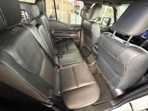 Toyota Land Cruiser Prado 2.8GD VX-R - Image 15