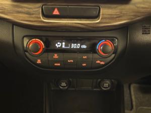 Toyota Rumion 1.5 TX auto - Image 13