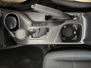 Toyota RAV4 2.0 GX auto - Image 12