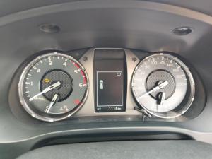 Toyota Hilux 2.4GD-6 single cab Raider manual - Image 11