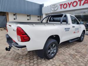 Toyota Hilux 2.4GD-6 single cab Raider manual - Image 2
