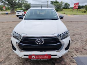 Toyota Hilux 2.4GD-6 single cab Raider manual - Image 4