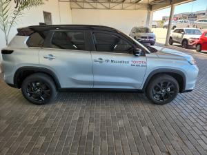 Toyota Urban Cruiser 1.5 XR manual - Image 3
