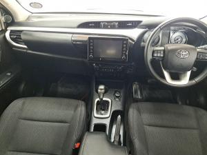 Toyota Hilux 2.8GD-6 48V double cab 4x4 Raider - Image 6