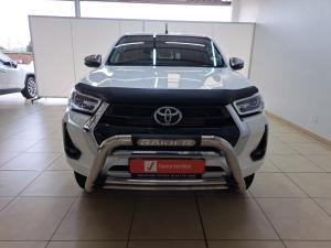 Toyota Hilux 2.8GD-6 48V double cab 4x4 Raider - Image 4