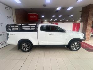 Isuzu D-Max 3.0TD Extended cab LSE 4x4 - Image 3
