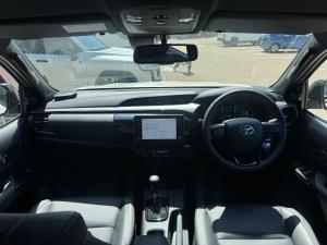 Toyota Hilux 2.8GD-6 double cab Legend auto - Image 6