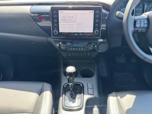 Toyota Hilux 2.8GD-6 double cab Legend auto - Image 13