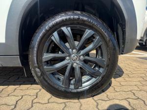 Toyota Starlet Cross 1.5 XS auto - Image 17