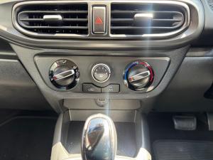 Hyundai Grand i10 1.2 Fluid hatch auto - Image 13