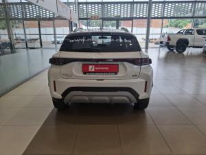 Toyota Starlet Cross 1.5XR automatic - Image 5