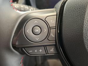 Toyota Corolla Cross 1.8 GR-S Hybrid - Image 9