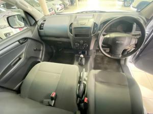 Isuzu D-MAX 250C Fleetside S/C - Image 6