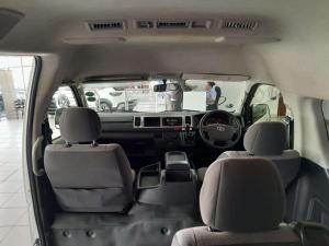 Toyota Quantum Hiace 2.5 D-4D 14 Seat - Image 16