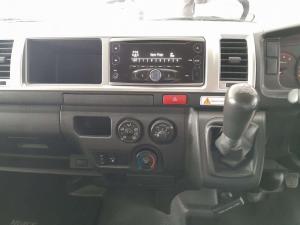 Toyota Quantum Hiace 2.5 D-4D 14 Seat - Image 18
