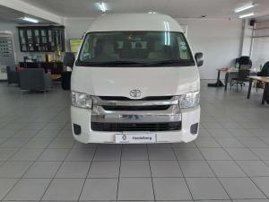 Toyota Quantum Hiace 2.5 D-4D 14 Seat - Image 2