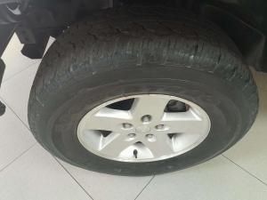 Jeep Wrangler 3.8 Rubicon 2-Door - Image 10