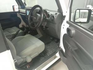 Jeep Wrangler 3.8 Rubicon 2-Door - Image 20