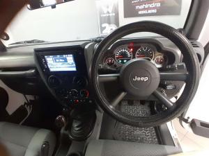 Jeep Wrangler 3.8 Rubicon 2-Door - Image 8