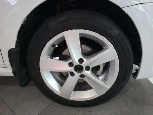 Volkswagen Polo Vivo 1.6 Highline - Image 10