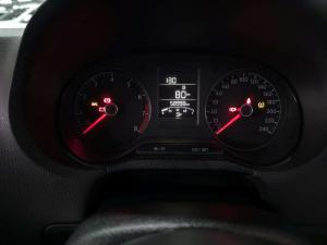 Volkswagen Polo Vivo 1.6 Highline - Image 11