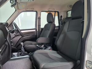 Mahindra Pik Up 2.2CRDe double cab 4x4 S6 auto - Image 12