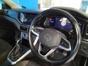 Volkswagen Polo hatch 1.0TSI Life manual - Image 9