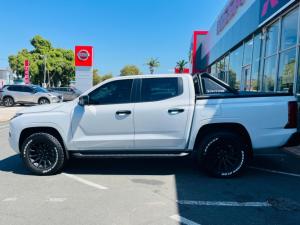 Mitsubishi Triton 2.4DI-D double cab GLS 4x4 auto - Image 2
