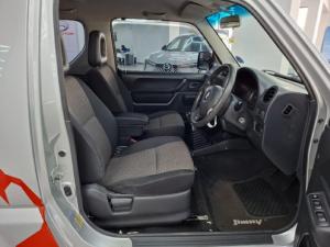 Suzuki Jimny 1.3 - Image 9