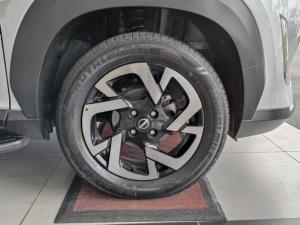 Nissan Magnite 1.0 Turbo Acenta Plus auto - Image 11