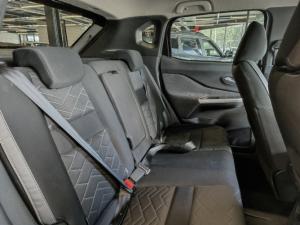 Nissan Magnite 1.0 Turbo Acenta Plus auto - Image 9