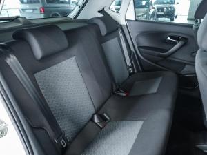 Volkswagen Polo Vivo hatch 1.6 Life - Image 15