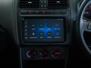 Volkswagen Polo Vivo hatch 1.6 Life - Image 17