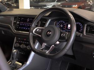 Volkswagen T-Roc 2.0TSI 140kW 4Motion R-Line - Image 11