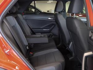 Volkswagen T-Roc 2.0TSI 140kW 4Motion R-Line - Image 14