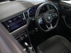 Volkswagen T-Roc 2.0TSI 140kW 4Motion R-Line - Image 17