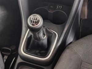 Volkswagen Polo 1.6TDI Comfortline - Image 15