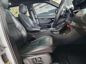 Land Rover Range Rover Evoque D180 SE - Image 13