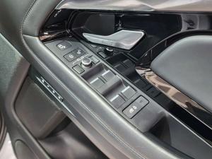 Land Rover Range Rover Evoque D180 SE - Image 33