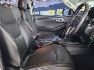 Isuzu D-Max 1.9TD double cab LS auto - Image 11