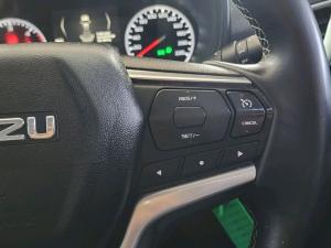 Isuzu D-Max 1.9TD double cab LS auto - Image 20